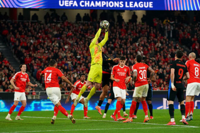 Сейви Трубіна не допомогли. Барселона вдесятьох здолала Бенфіку в матчі ЛЧ