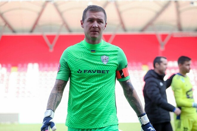 Экс-воротарь ЛНЗ и Миная дебютировал в иностранном клубе