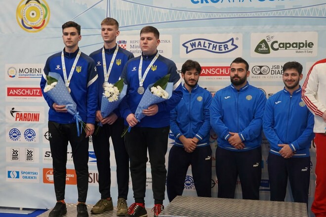 Сборная Украины взяла серебро на юниорском ЧЕ по пулевой стрельбе