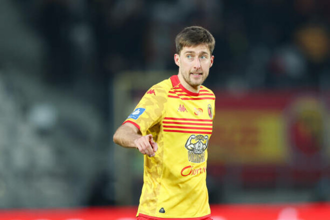 Итоги первых матчей Лиги конференций. Непростая победа Челси, гол Романчука