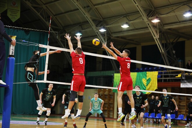 Высшая лига по волейболу. Определились финалисты турнира