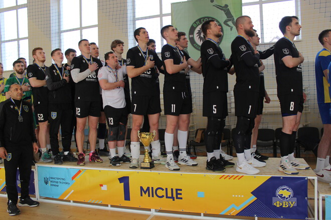 Команда из Киева стала чемпионкой первой лиги по волейболу
