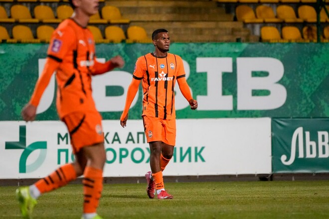 ФОТО. Бразилець Аліссон Сантана провів дебютний матч за Шахтар