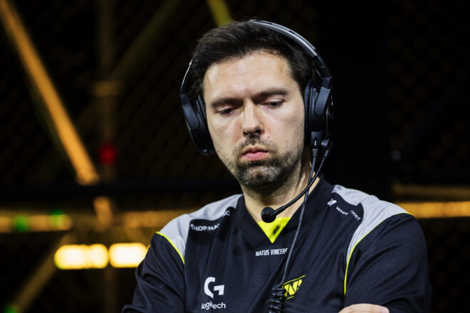 «Ничего критичного». Тренер NAVI о перепалке игроков во время матча