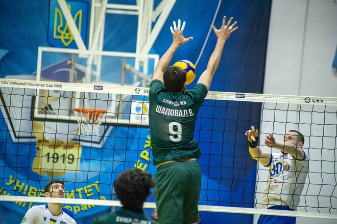 Волейбольная Суперлига. Фавориты полуфиналов повели по 2:0