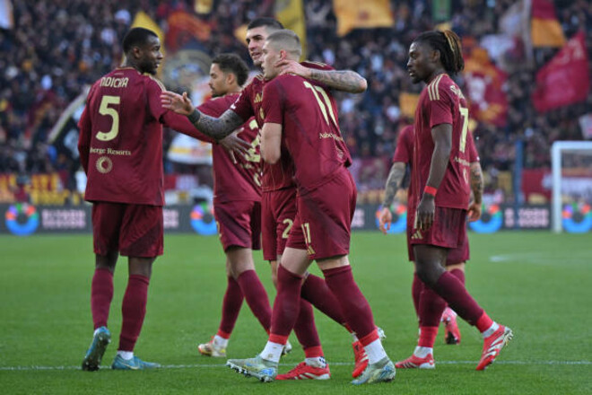 Рома и Довбик увеличили беспроигрышную серию в Серии А до 13 матчей