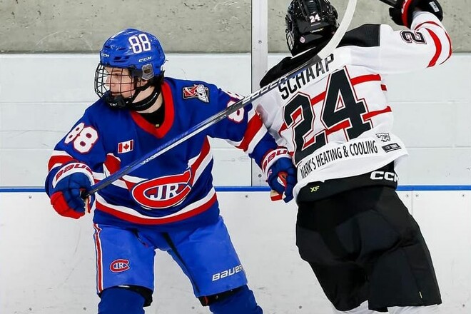 Команда Ильи Шибинского шагнула в следующий раунд плей-офф OJHL