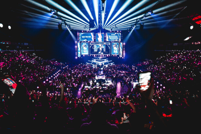 BLAST Lisbon. Груповий етап. День перший. Дивитись онлайн. LIVE