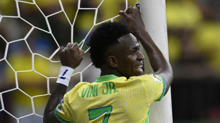 ВИДЕО. Милота дня. Как Винисиус очаровал особенных детей