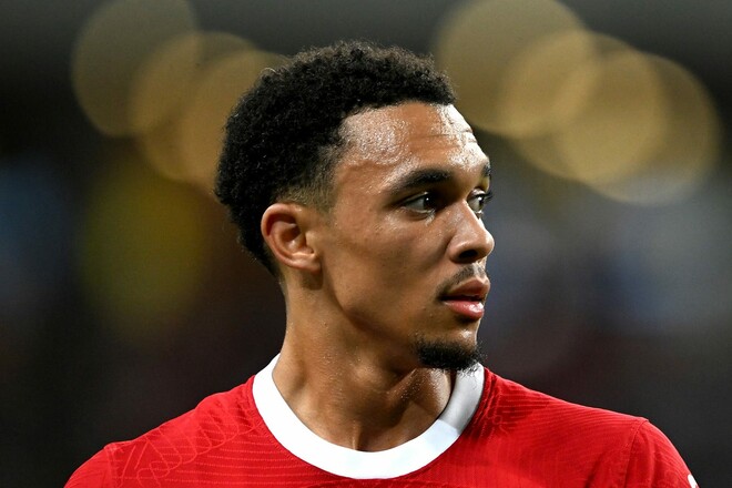 Космічні цифри. Відома зарплата Александера-Арнольда, яку дасть Реал