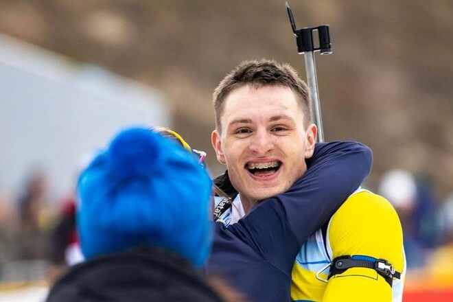 Хотел закончить карьеру. Биатлонист передумал и стал призером ЧУ-2025