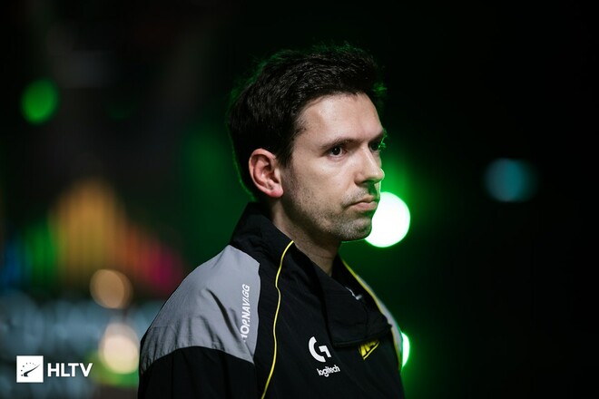 «У нас сложный период». Тренер NAVI перед четвертьфиналом в Лиссабоне