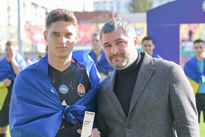 ВИДЕО. Судаков получил престижную награду от УПЛ