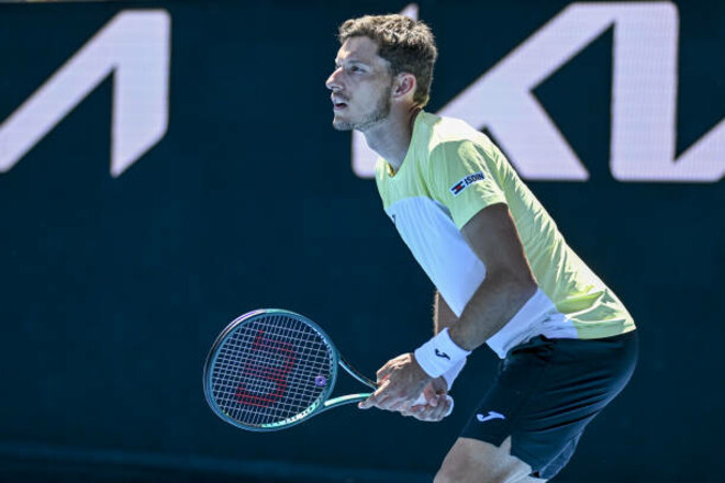 ВИДЕО. Толкнул судью на вышке. Испанский теннисист устроил скандал в Жироне
