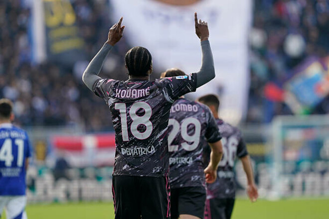 Коваленко на полі не з'явився. Комо зіграв унічию з Емполі