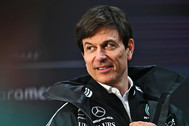 У Мерседесі розповіли про склад пілотів на найближчі сезони