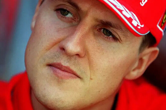 Известна причина, по которой жена Михаэля Шумахера не говорит об аварии