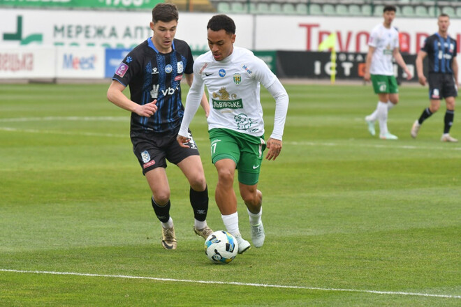 Пенальті все зіпсував. Карпати вдома розгромно перемогли Чорноморець
