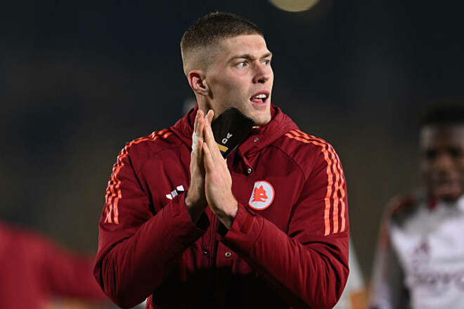 Довбик объяснил, как себя чувствует после матча Серии А, где он был заменен