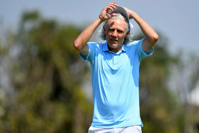 ФОТО. Легенда Прем'єр-Ліги отримав пожиттєвий бан у гольф-клубі. Причина