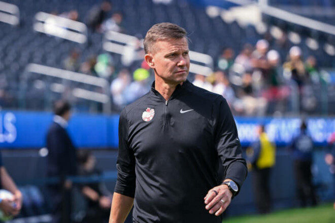 Тренер сборной Канады: «Меня спрашивают, не боюсь ли мести Трампа»