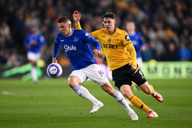 Може зіграти у дербі. Тренер Евертона сподівається на Віталія Миколенка