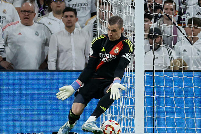 ФОТО. Лицо и реакция Винисиуса на ошибку Лунина на 93-й минуте