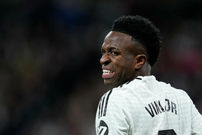 Реал определился с ценой, за которую отпустит Винисиуса в другой клуб