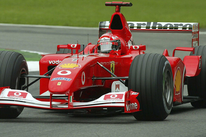 Чемпионский болид Шумахера Феррари F2001 выставят на аукцион в Монако