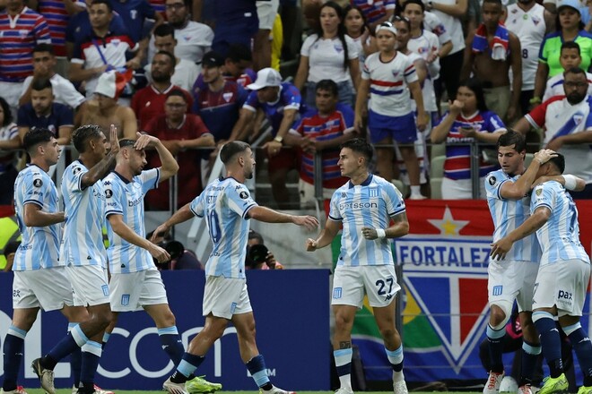 Аргентинский Расинг снял очередной скальп с бразильской команды