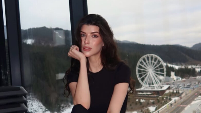 ФОТО. Невеста игрока Шахтера поразила горячей фотосессией топлес