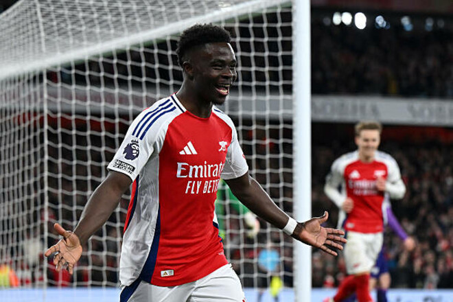 «Никогда не забуду». Сака обратился к фанатам после возвращения на поле