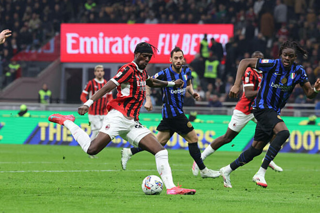 ВІДЕО. Теммі Абрахам вивів Мілан уперед у дербі з Інтером у Кубку