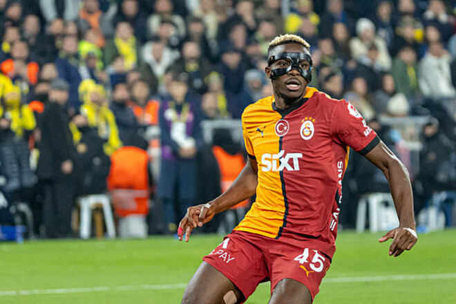 Осімхен продовжує показувати феноменальні показники в Туреччині