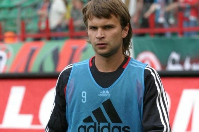 ФОТО. Дно пробито. УЕФА почтил память российского оккупанта-уголовника