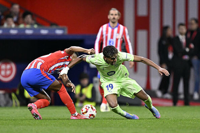 «Еще один сезон с пустыми руками». Реакция фанов на матч Атлетико – Барса