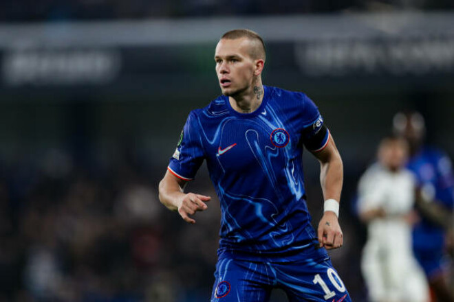 «Если это вообще возможно». В Англии призвали Челси продать Мудрика