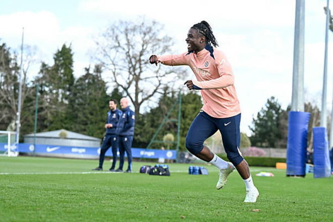 Большой лазарет у синих. У хавбека Челси случился рецидив травмы