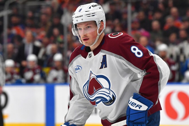 Кейл Макар увійшов до десятки бомбардирського рейтингу НХЛ 