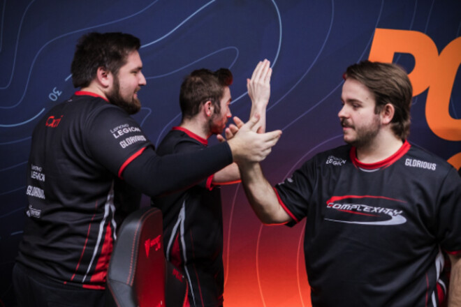 Большинство команд YaLLa Compass могут пропустить турнир из-за Мейджора