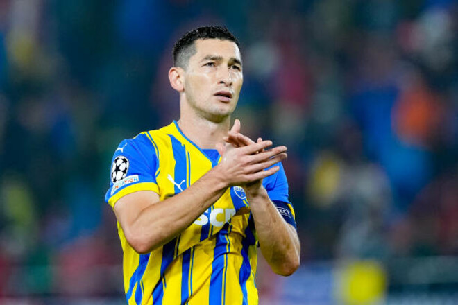 Тарас СТЕПАНЕНКО: «Він сказав такі речі...Зачепило. Я трохи пустив сльозу»