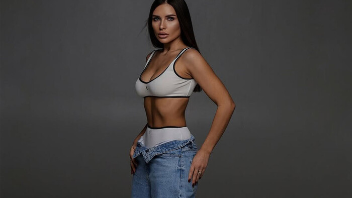 ВИДЕО. Тотальный секс! Девушка игрока киевского Динамо показала красоту