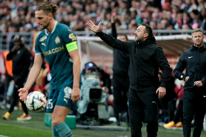 Де Дзерби близок к краху в Марселе: спад в результатах и мятеж футболистов