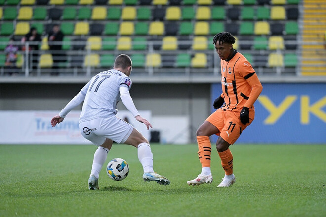 Сначала помучались, а потом разгромили. Шахтер разобрался с Вересом