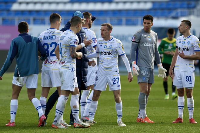 ФОТО. Матч для него особенный. Лучкевич дебютировал за Динамо