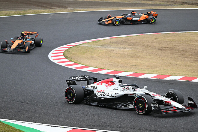 ВІДЕО. Ферстаппен проти Макларенів. Найкращі моменти Гран-прі Японії
