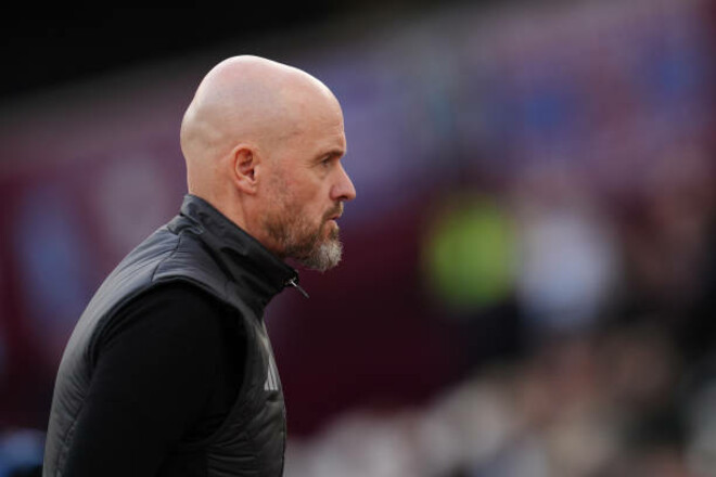 ВИДЕО. Новый тренер Довбика? Экс-наставника МЮ заметили на матче Ромы