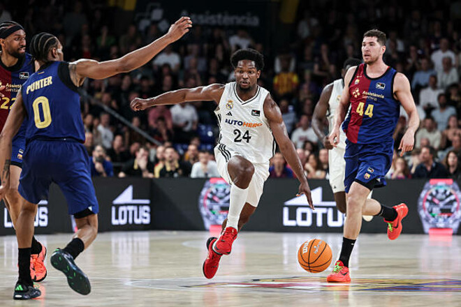 Реал в 5-й раз подряд обыграл Барселону в течение сезона