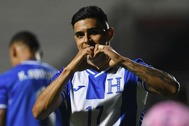 Динамо предложили подписать гондурасца. Он играл в этом сезоне ЛЧ