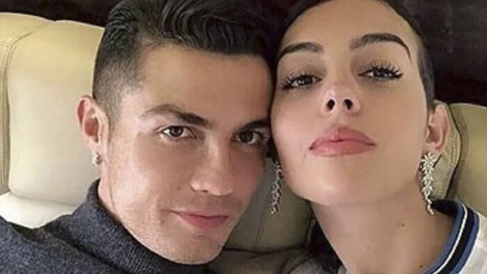 ФОТО. У Криштиану Роналду и Джорджины Родригес новый самолет